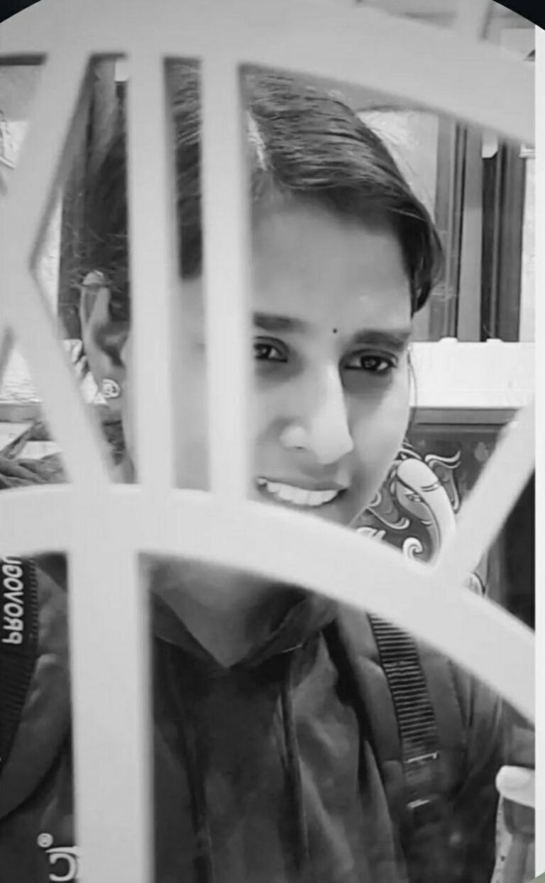 Portrait of Haripriya, Freelance photographer in Kochi